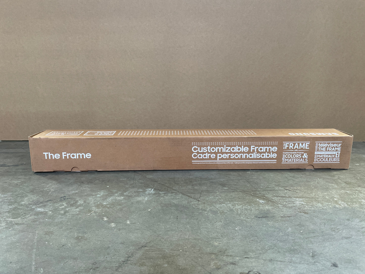 Samsung-32--TV-Customizable-Frame--2020---brown-