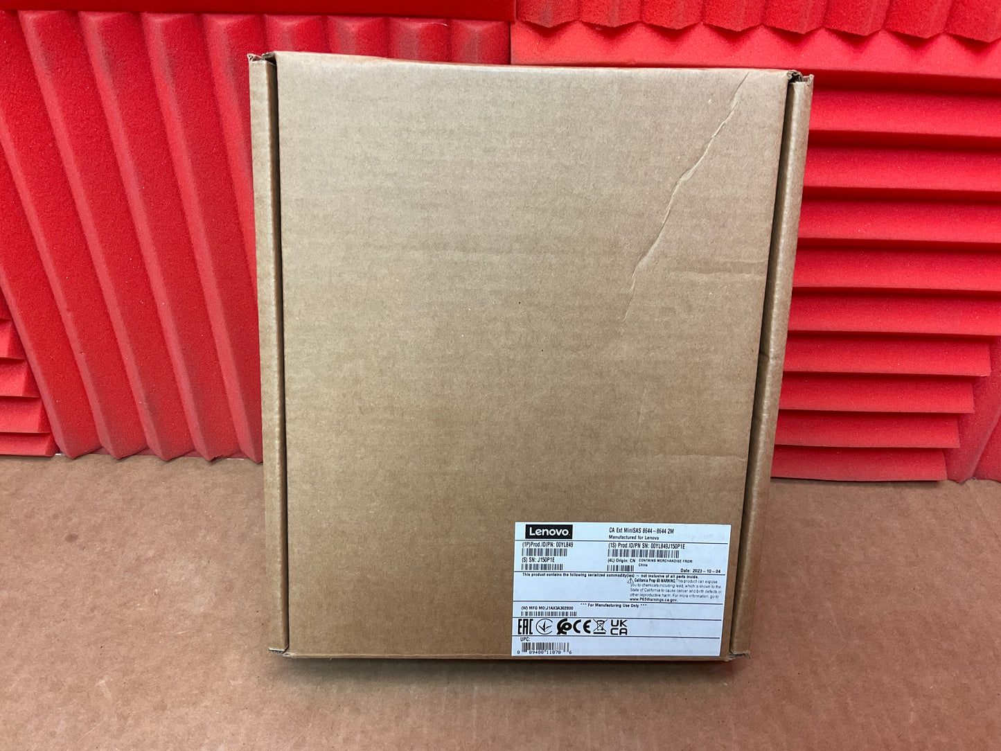 Lenovo-External-4x-Mini-SAS-HD-Cable--SFF-8644-
