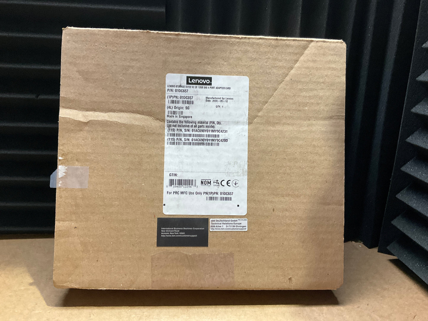 Lenovo-StorWize-V3700-v2-4-port-SAS3-Controller-Card--pair-