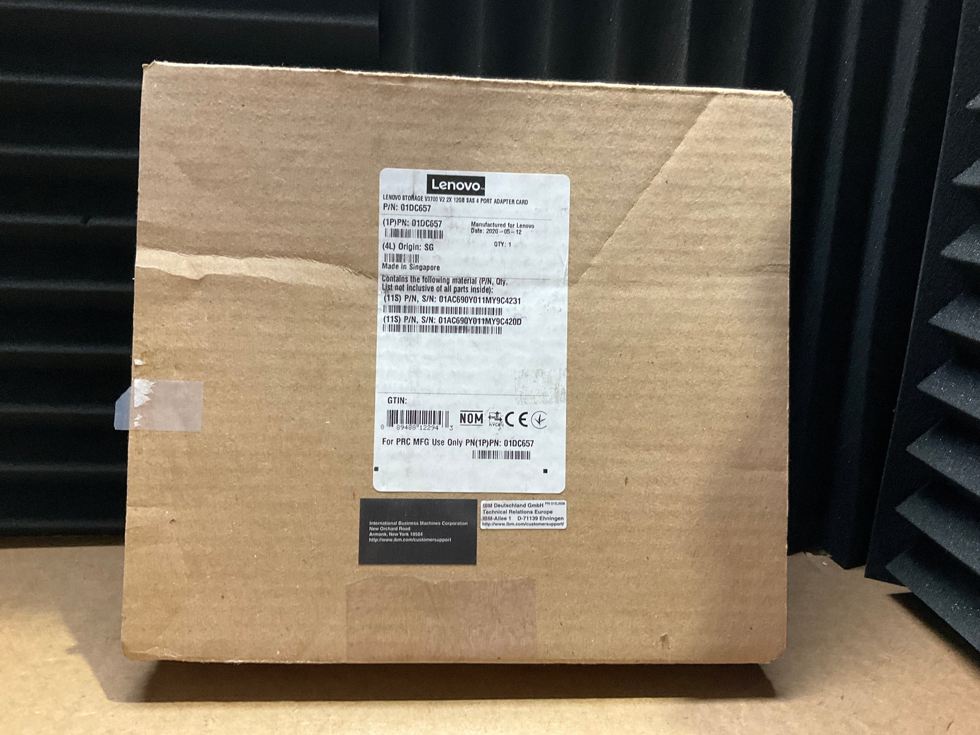 Lenovo-StorWize-V3700-v2-4-port-SAS3-Controller-Card--pair-