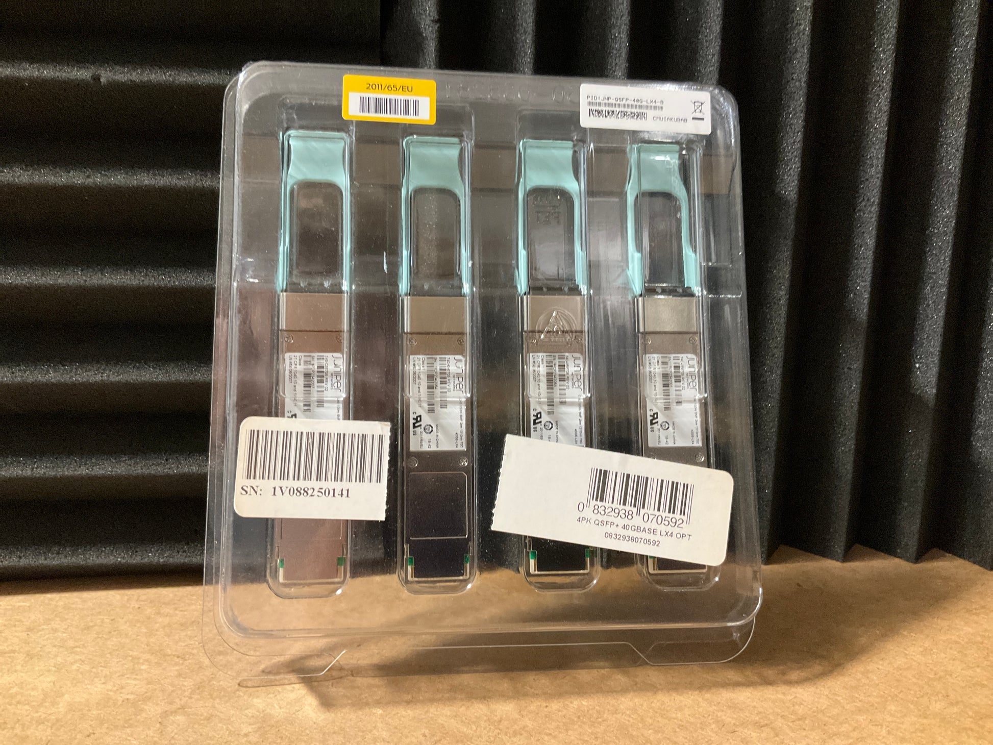 Juniper-Networks-40-Gigabit-QSFP--Transceiver--4-pack-