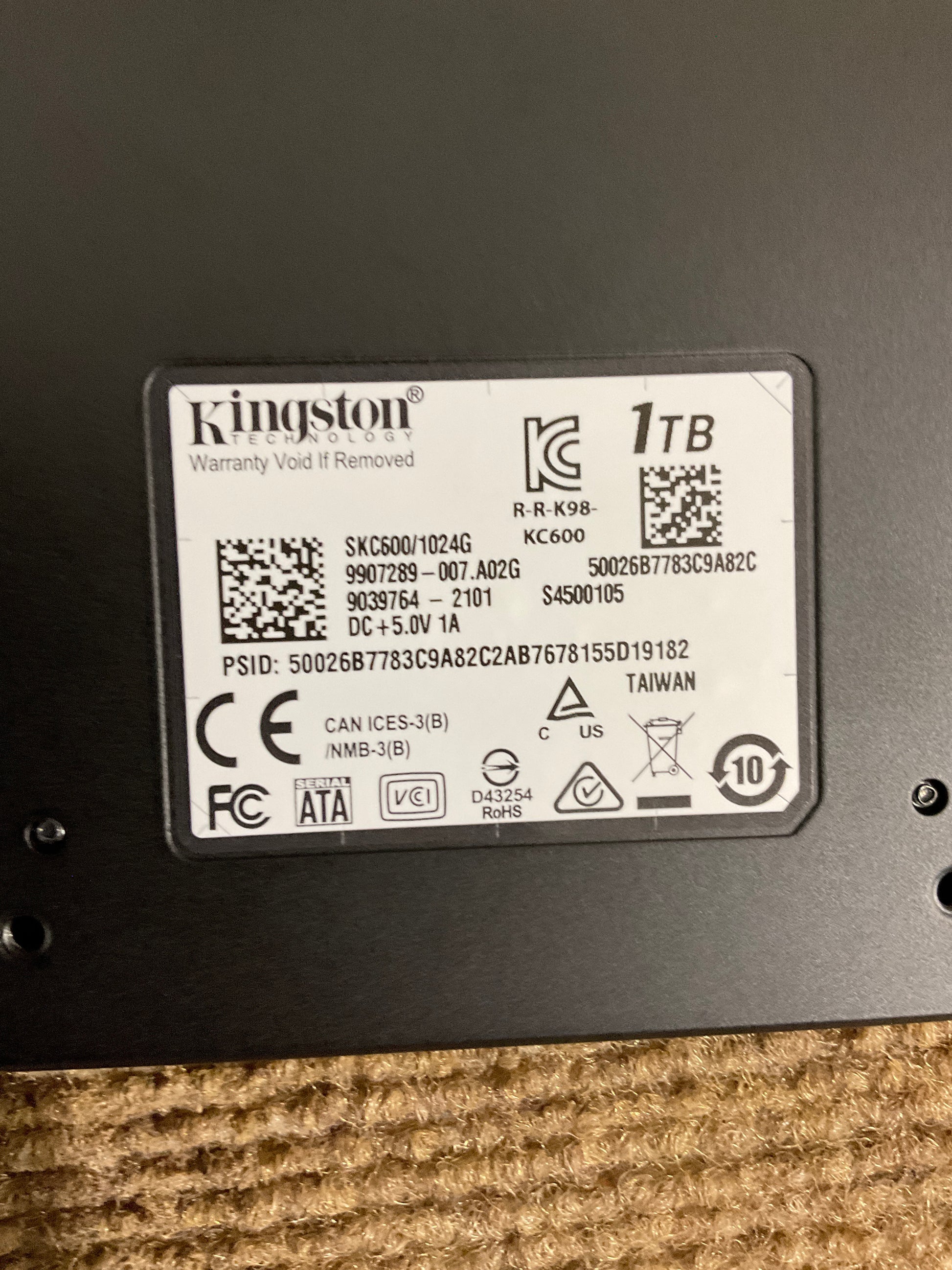 Kingston-SSDNow-KC600-1TB-SATA3-SSD-Drive