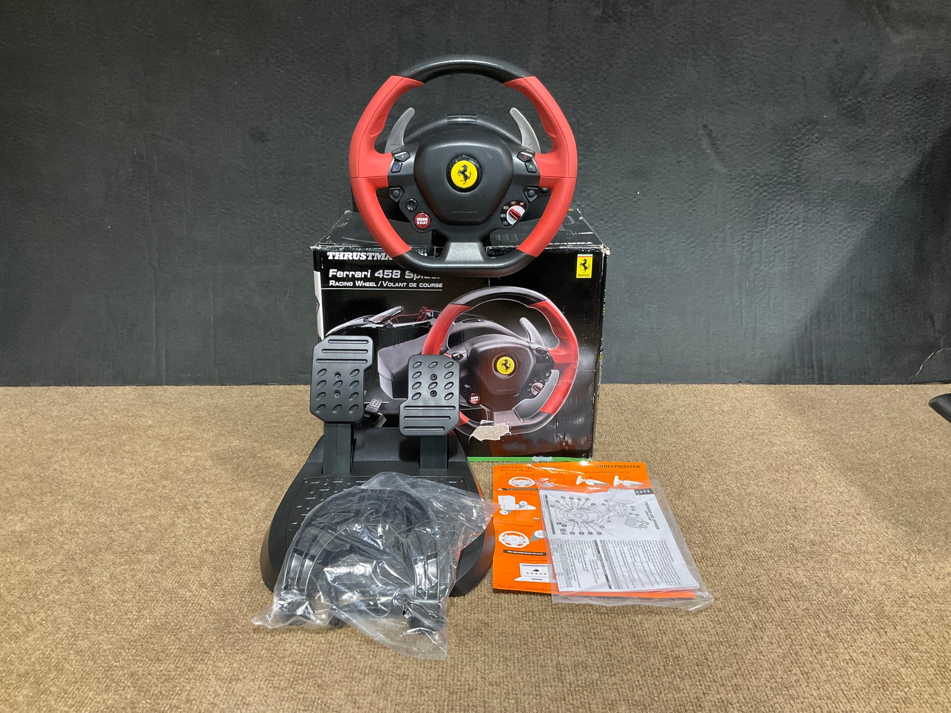 Guillemot-Thrustmaster-Ferrari-458-Spider-Racing-Wheel