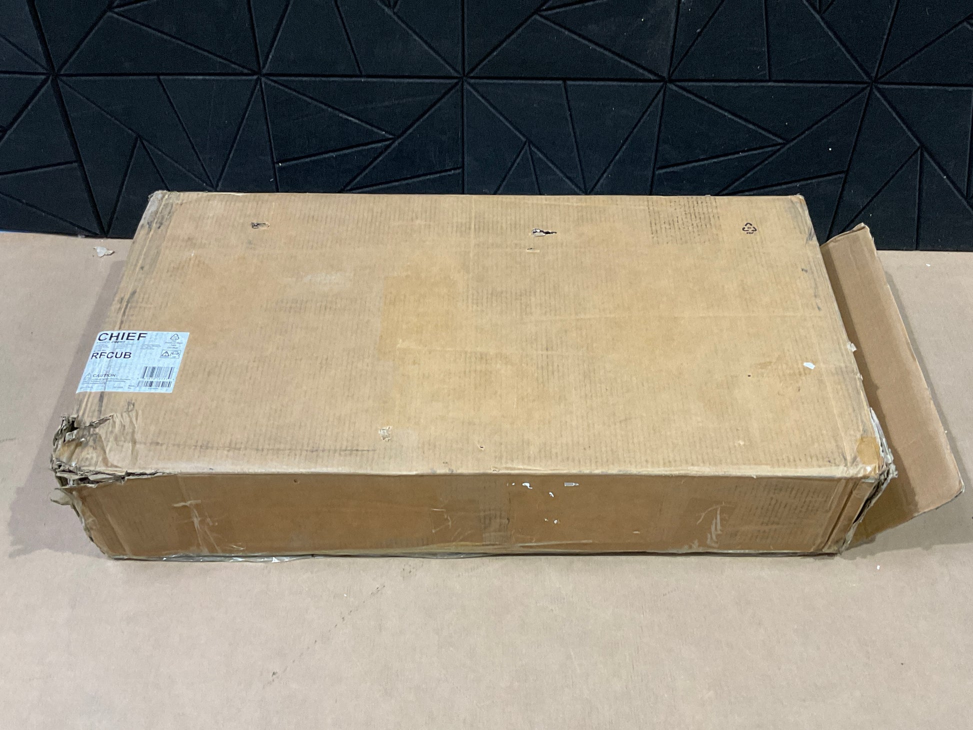 Chief-FIT-Interactive-Display-Mobile-Cart