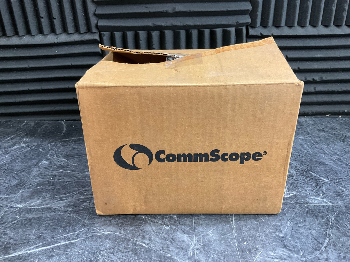 Commscope-2-Port-Faceplate--25-Pack---M12L-262,-White-
