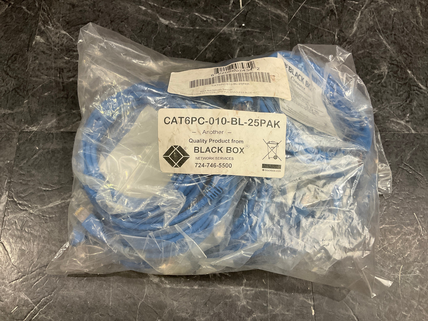 BlackBox-RJ45-CAT6-Patch-Cable,-Snagless-Molded---10-Feet--25-Pack---blue-