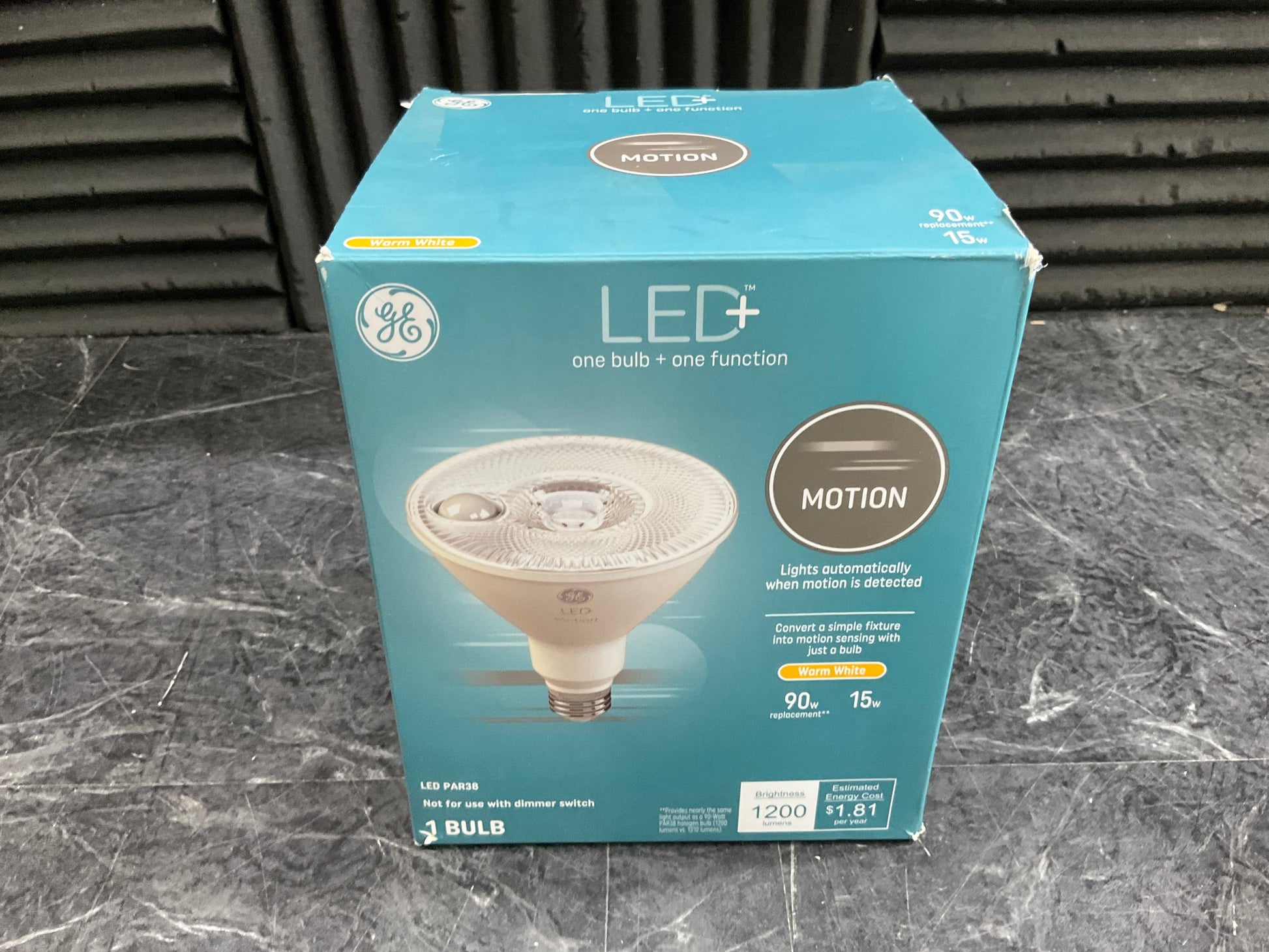 GE-LED-Motion-Sensing-Outdoor-Security-Floodlight--1-pack-