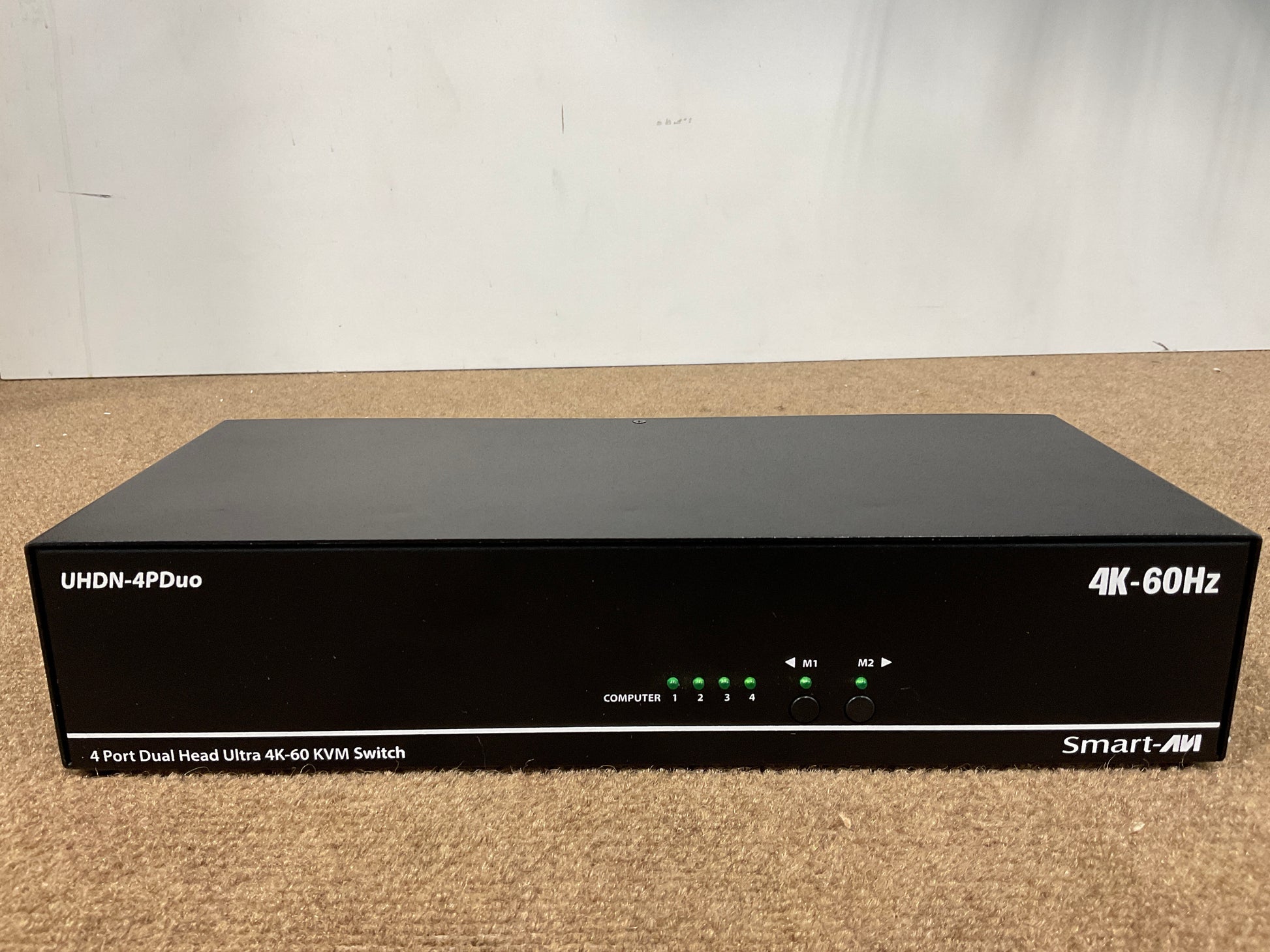 SmartAVI-4-port-KVM-Switch