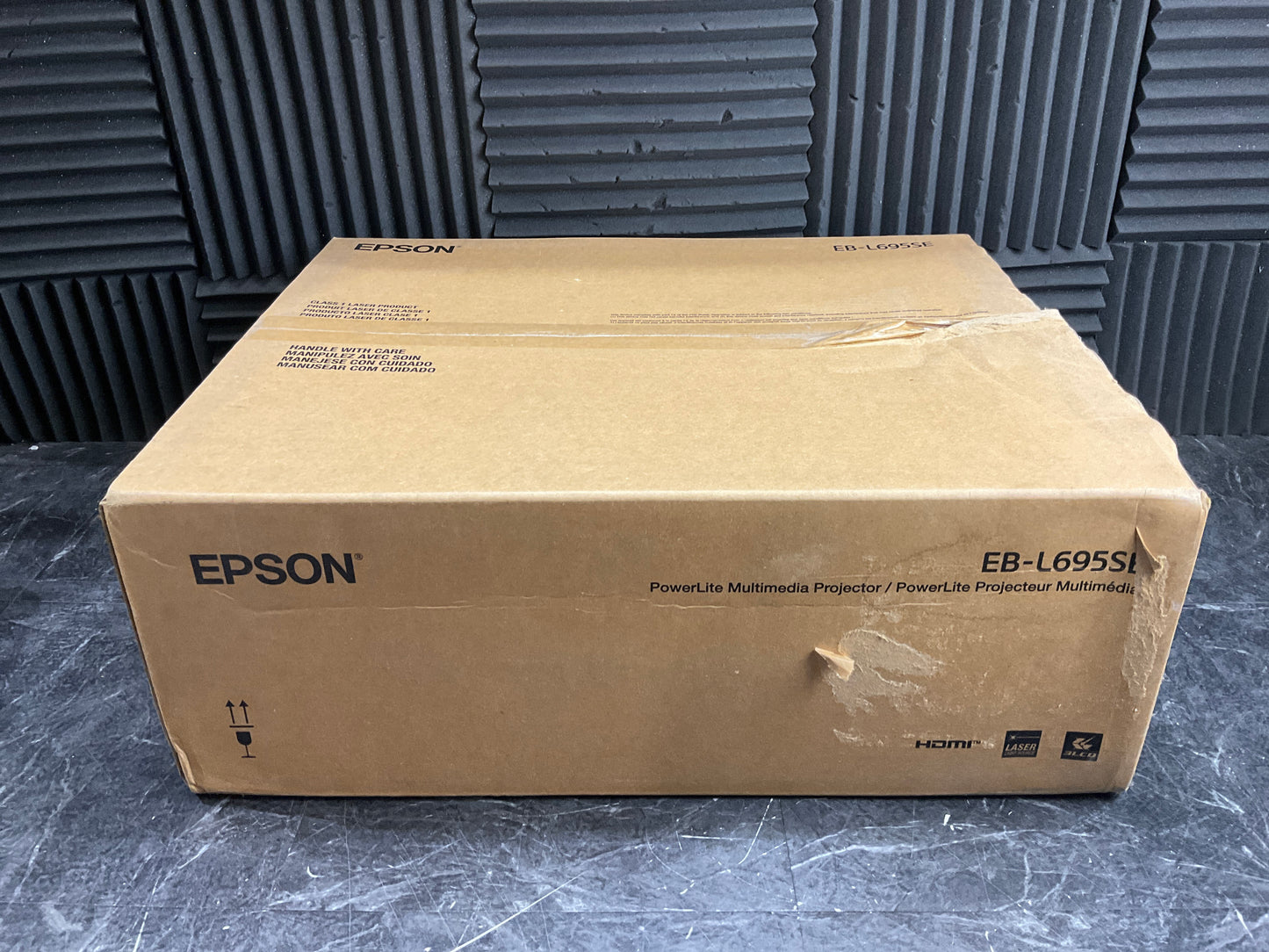 Epson-PowerLite-L695SE-Short-Throw-Projector--6000-lumens---WUXGA-