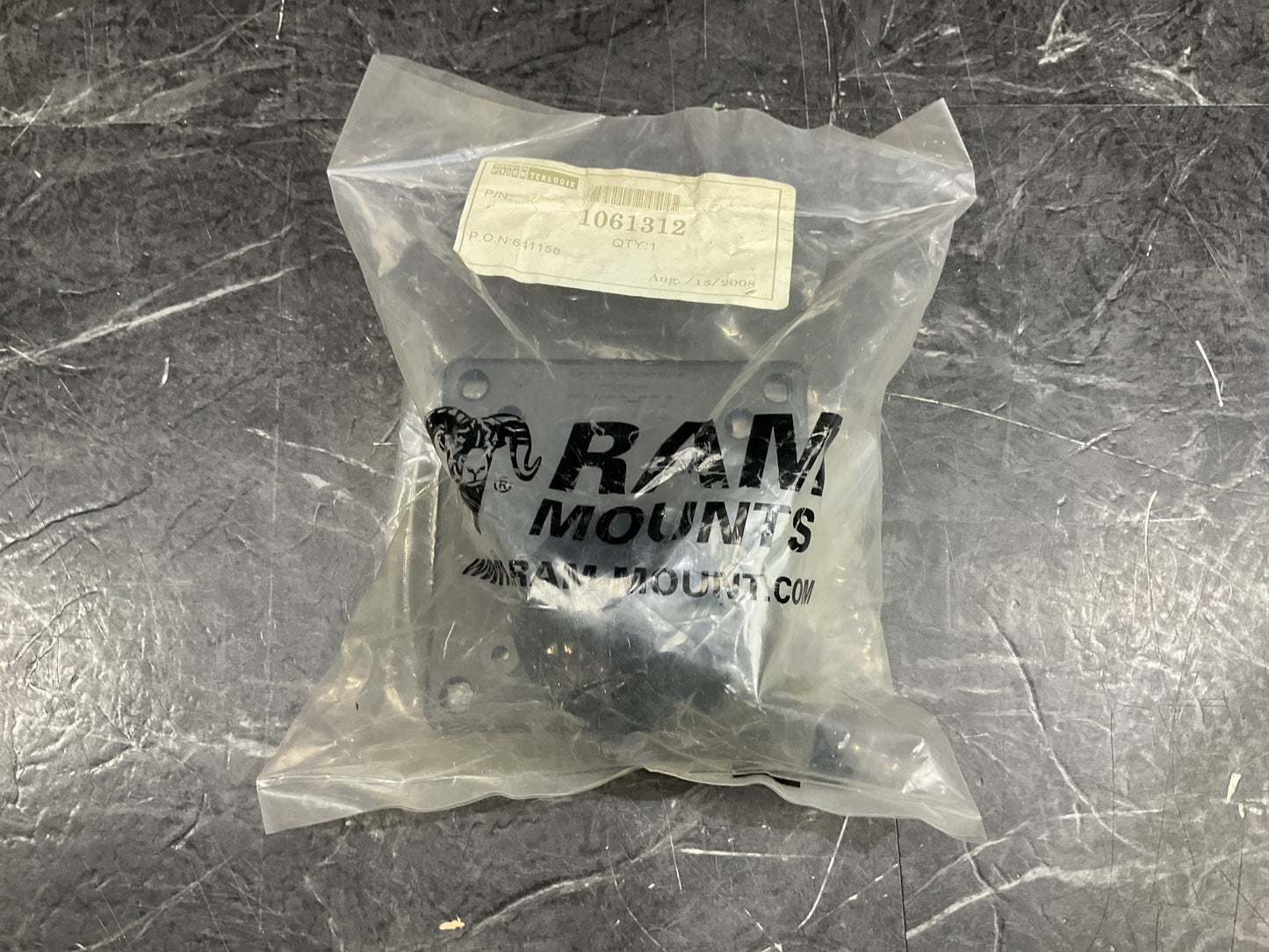 Ram-Mounts-Base-Plate-with-Rubber-Ball--3-625--base,-2-25--diameter--