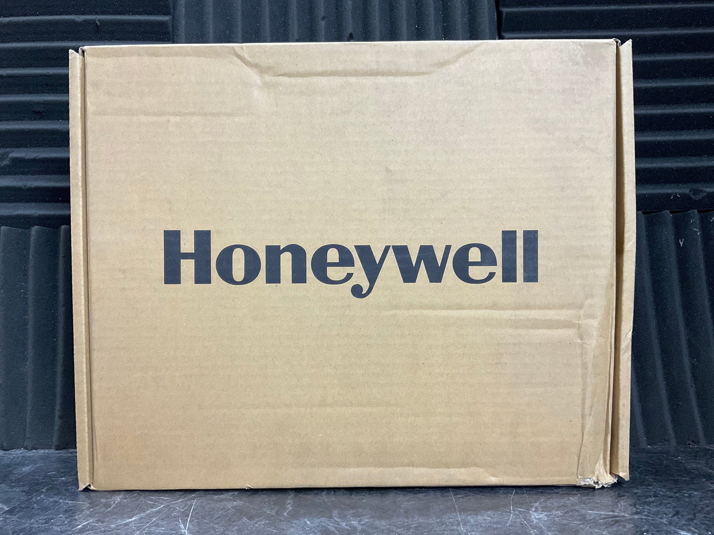 Honeywell-Thor-VM1A-Data-Collection-Terminal--4GB-32GB-Android-
