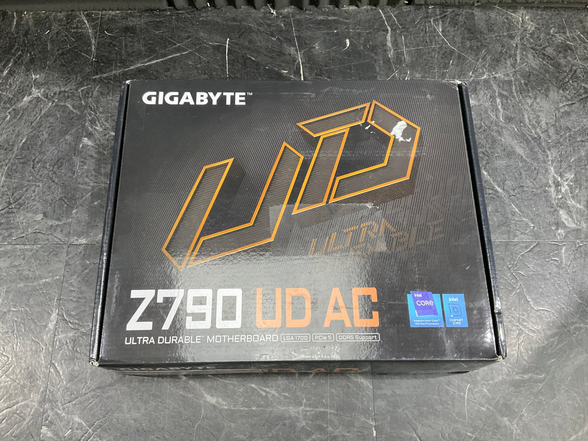 Gigabyte-GA-Z790-ATX-Socket-1700-DDR5-PCI-E5x16-2-5GbE-USB-C-MotherBoard
