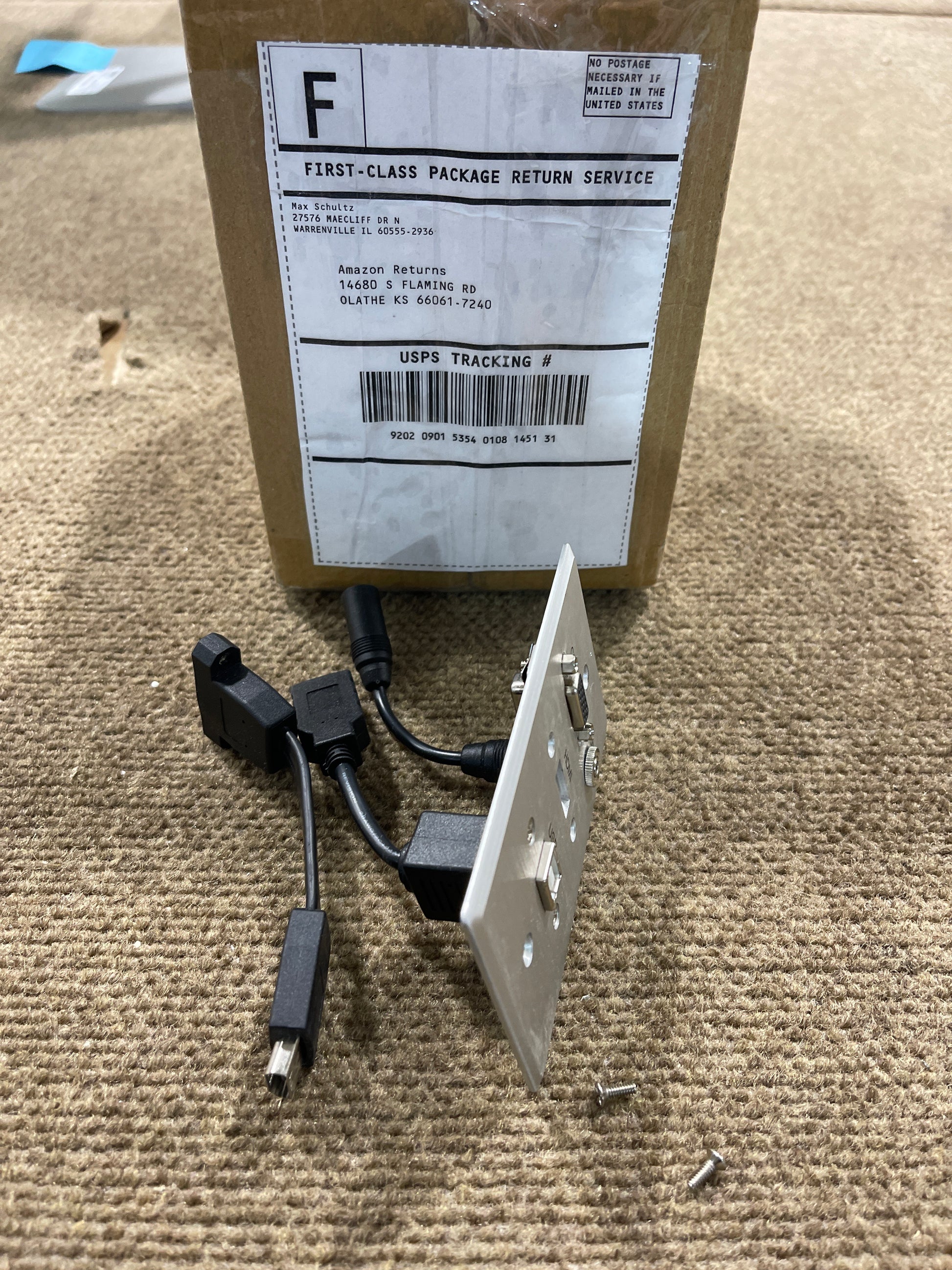 Cables-to-Go-HDMI-VGA-USB-Pass-Through-Wall-Plate