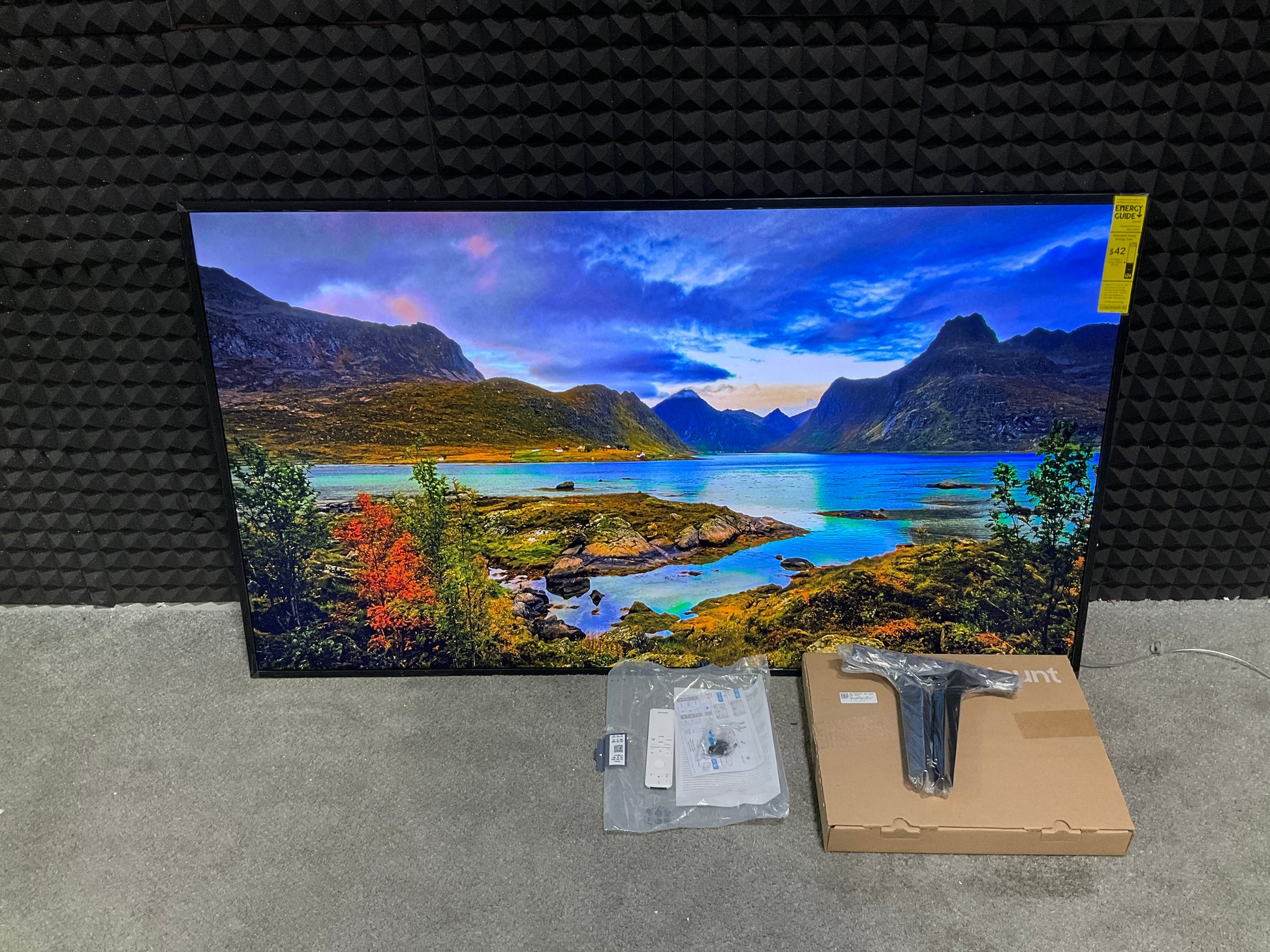Samsung-The-Frame-55--QLED-Smart-TV--4K---2025-