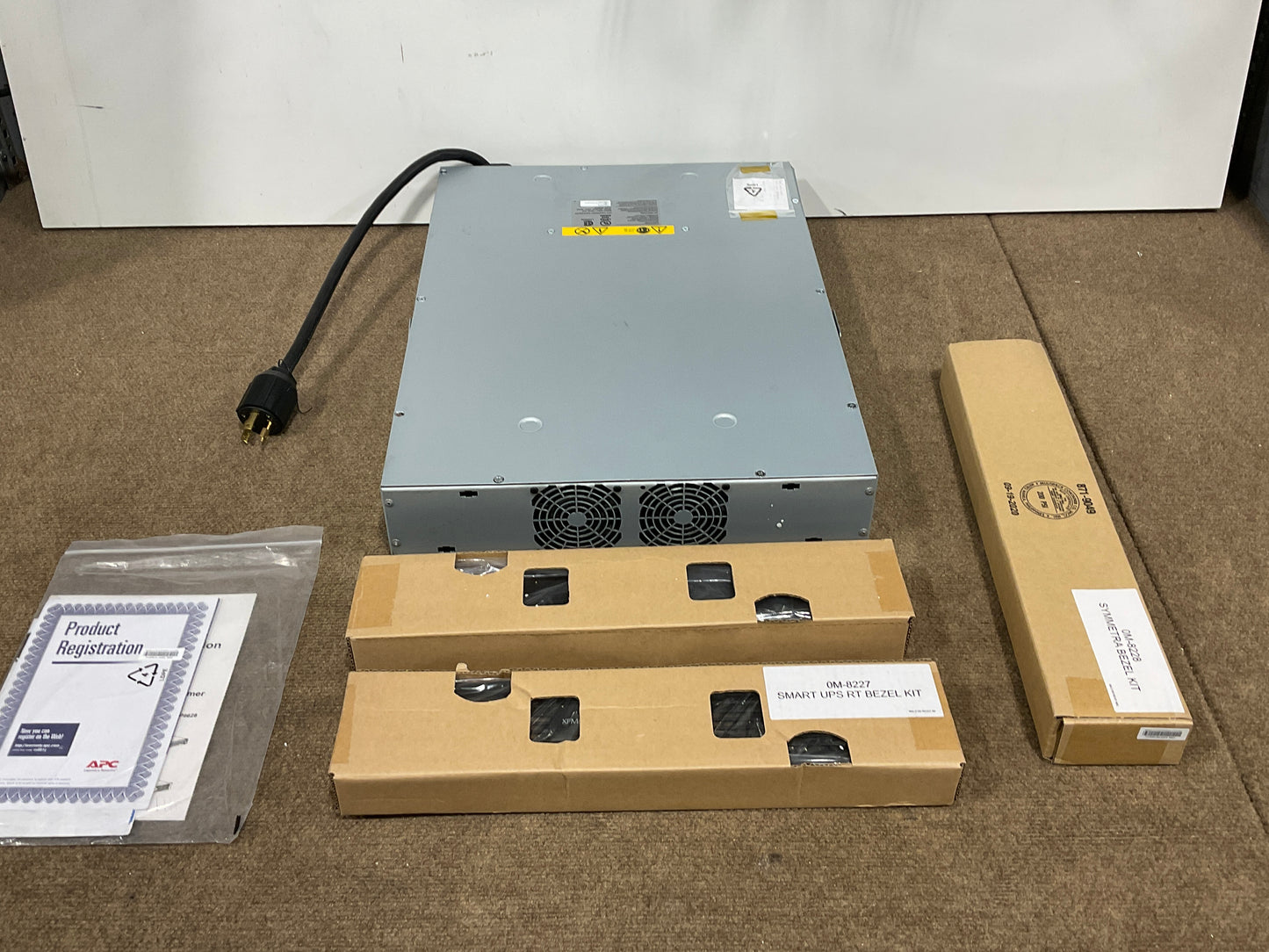 APC-SmartUPS-Step-Down-Transformer--208v-to-120v-