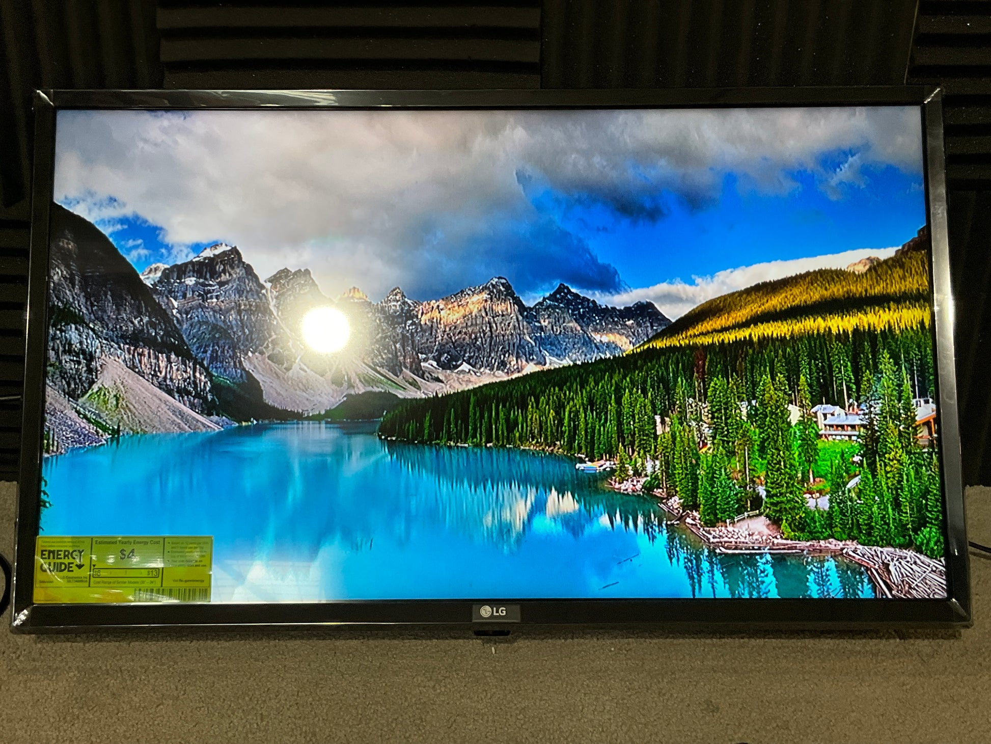 LG-32--LED-LCD-Hospitality-TV--720p-