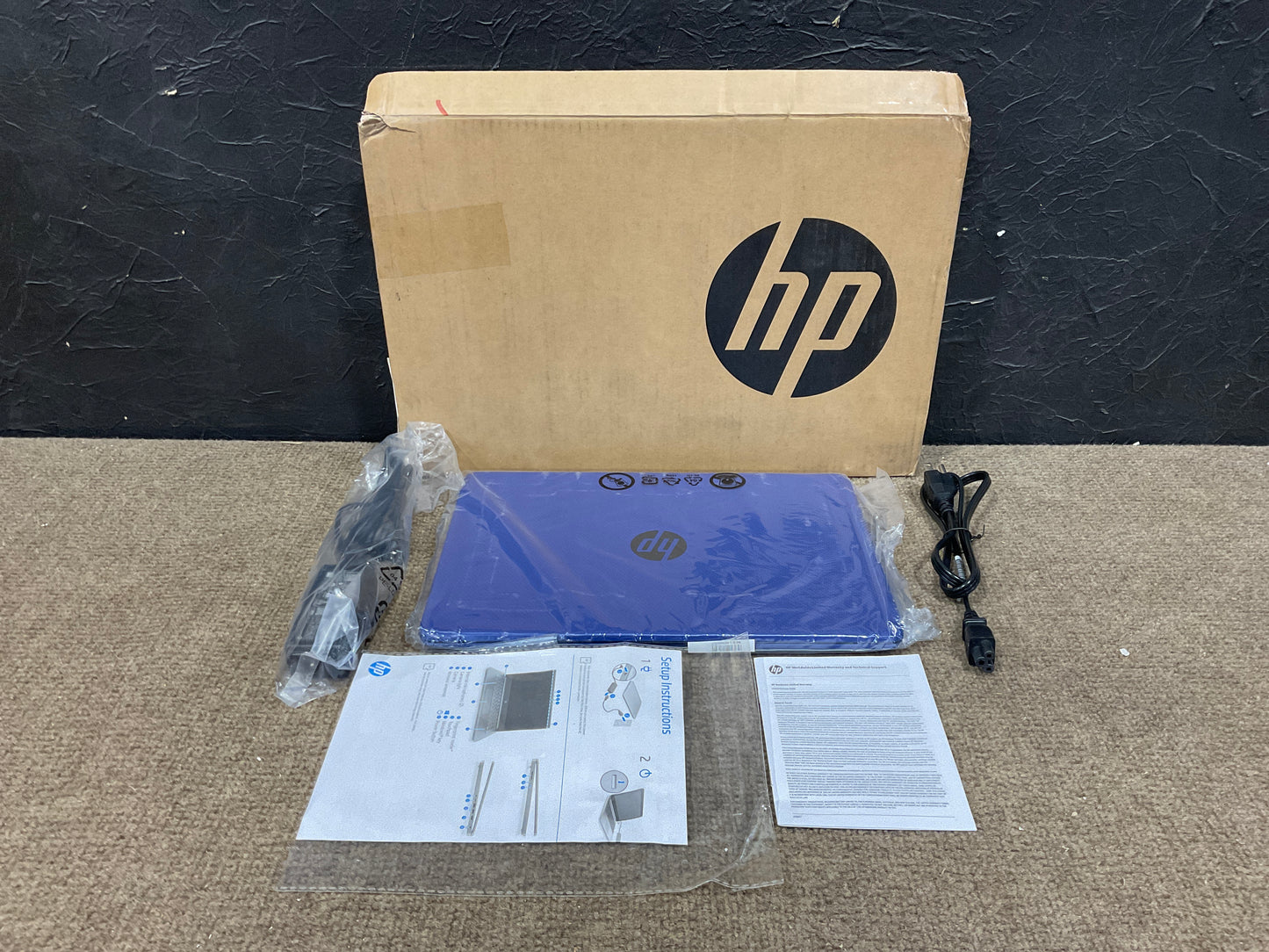 HP-Laptop-14-fq0010nr-3020e-4GB-64GB-14W-W10H--indigo-blue-