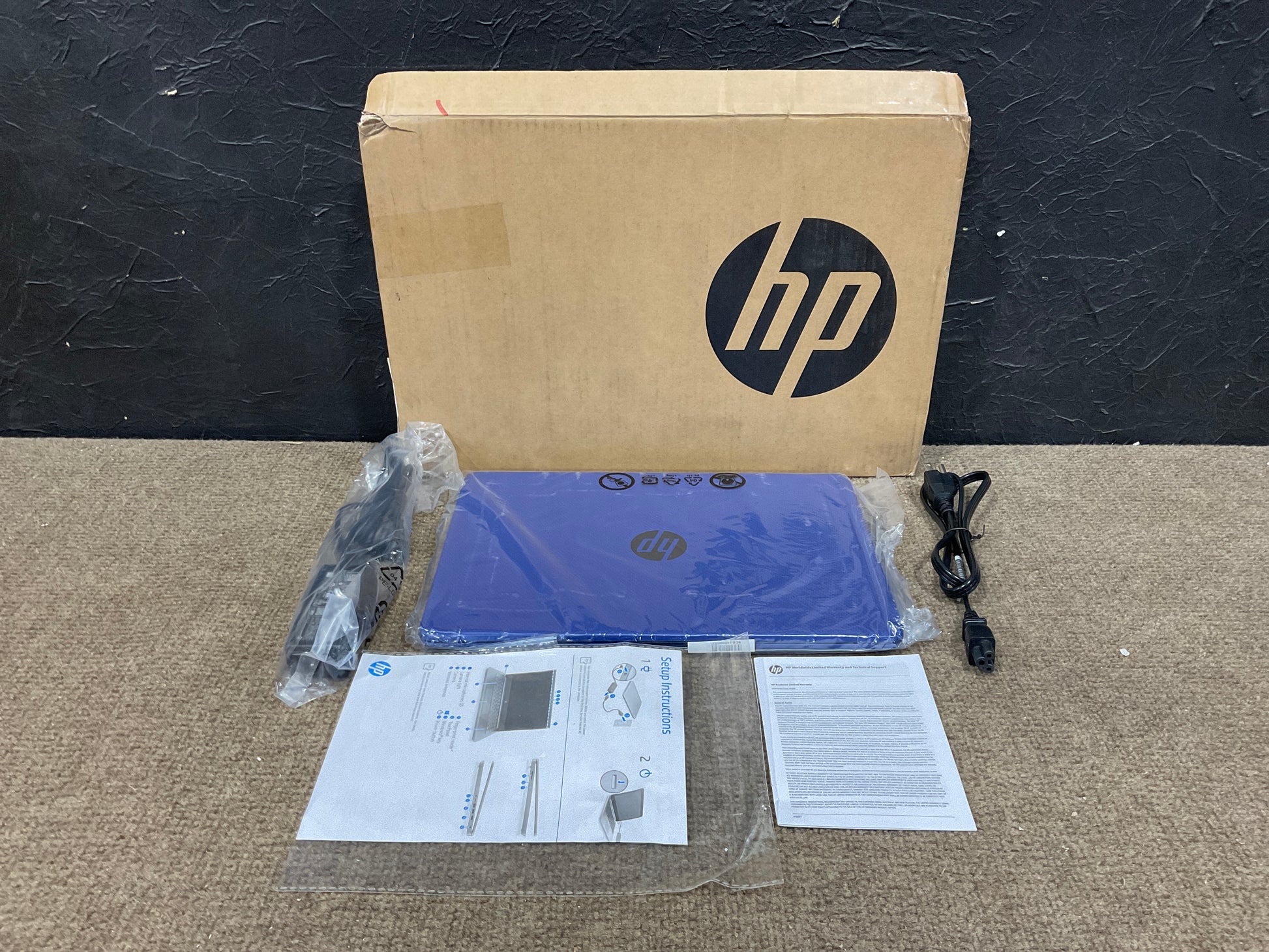 HP-Laptop-14-fq0010nr-3020e-4GB-64GB-14W-W10H--indigo-blue-