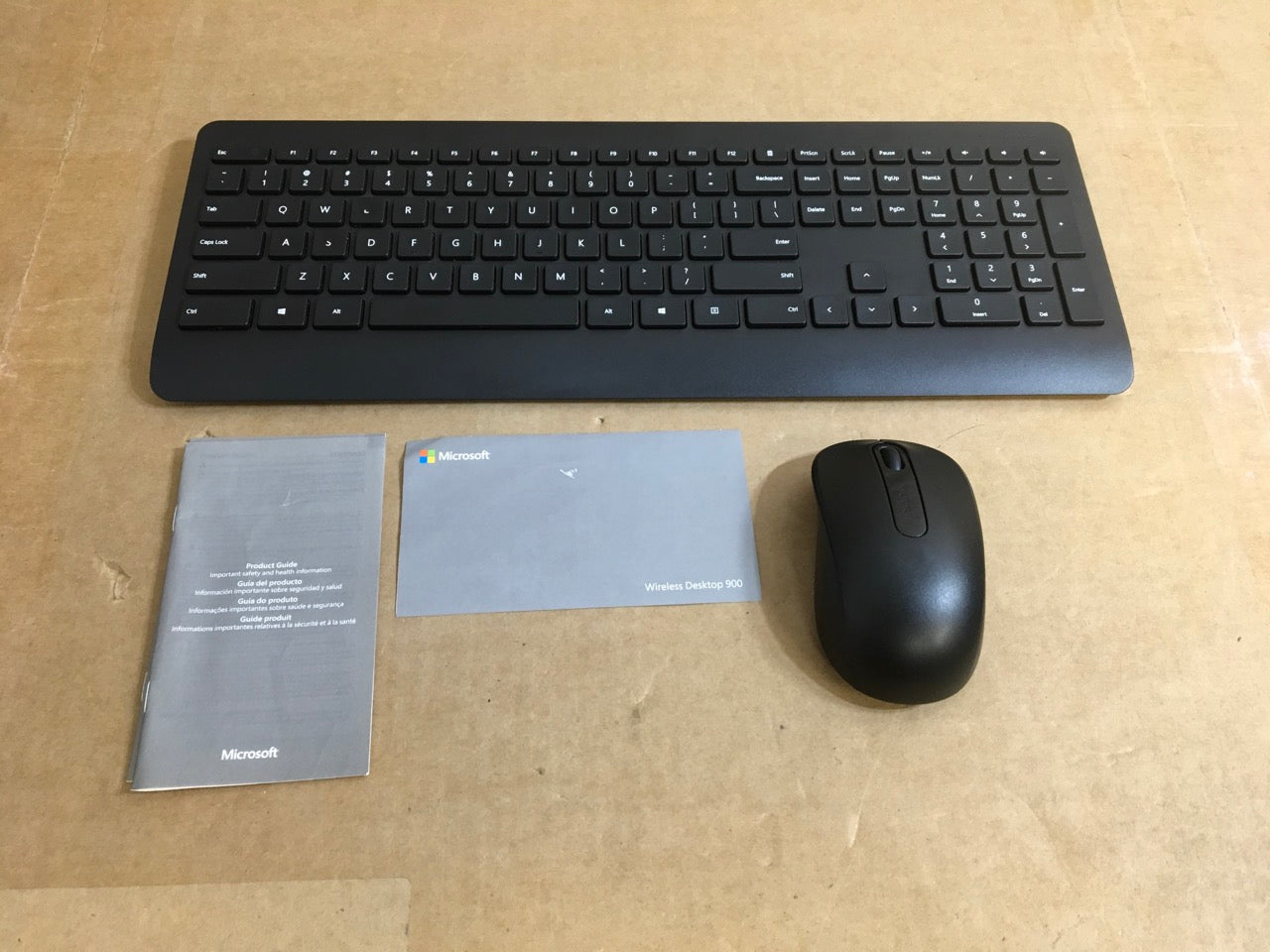 Microsoft-Wireless-Desktop-900