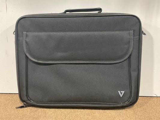 V7-Essential-Front-Loading-Laptop-Carrying-Case
