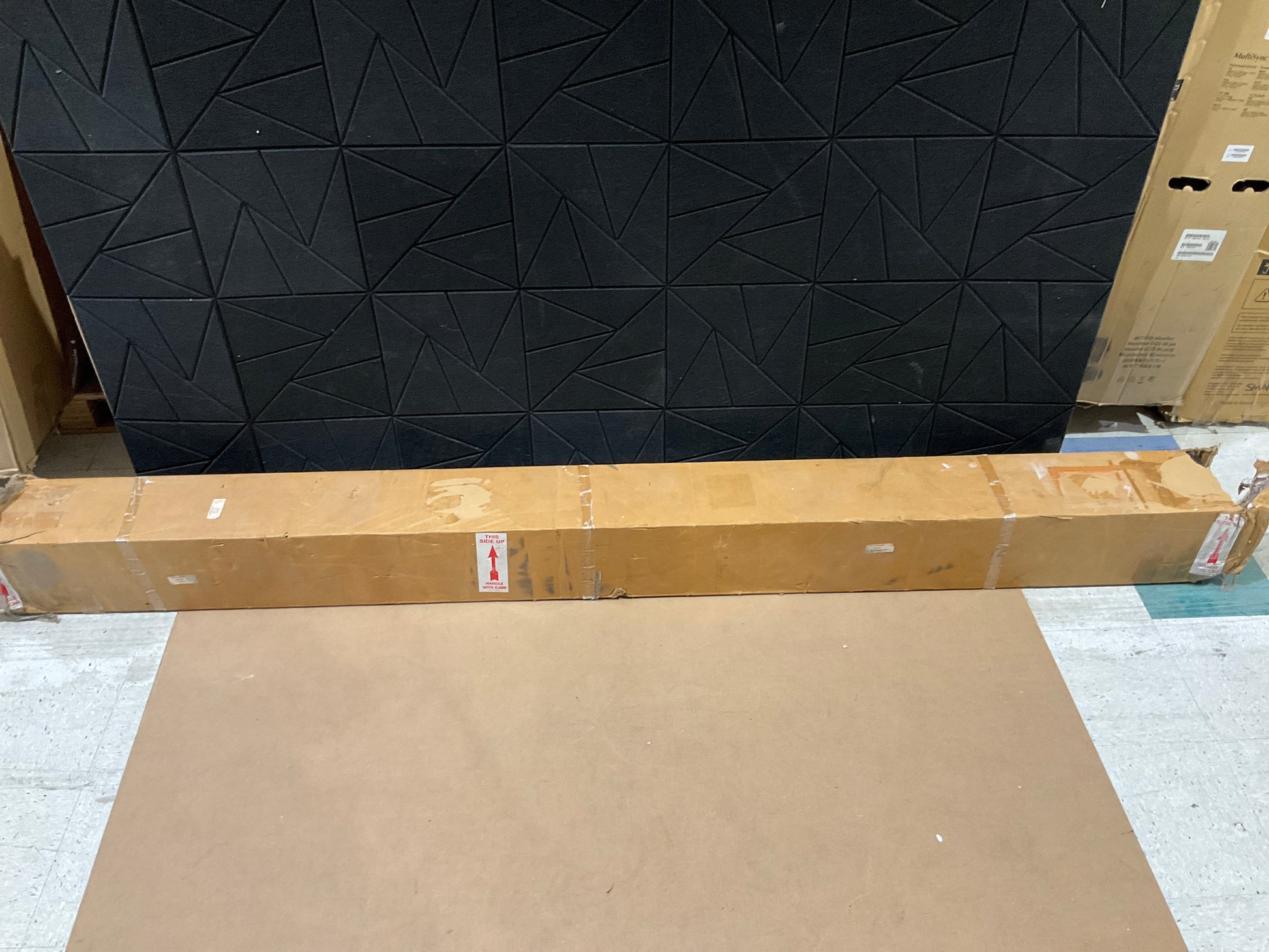 Da-Lite-Boardroom-Electrol-Projector-Screen--84-x84--