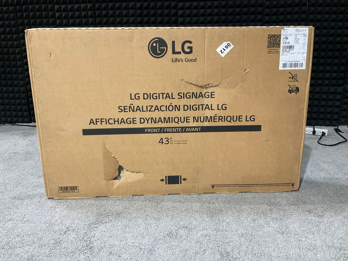 LG-43--Commercial-Signage-Display--4K-