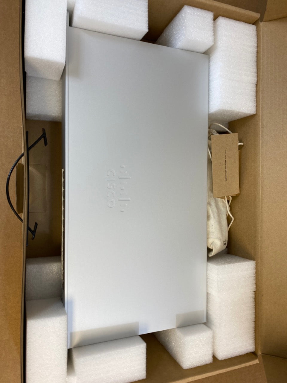 Cisco-Meraki-MS210-24-port-Gigabit-PoE--Switch