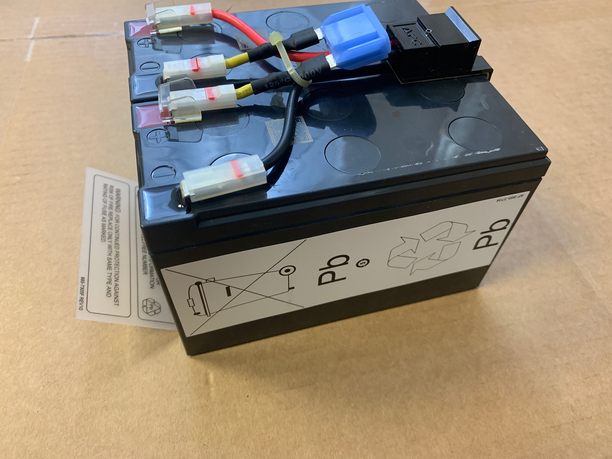 APC-SmartUPS-Replacement-Battery-Cartridge--750-