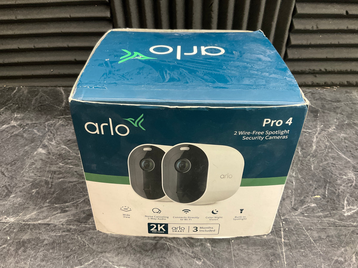 Arlo-Pro-4-Wireless-Spotlight-Camera--2k---2-pack-