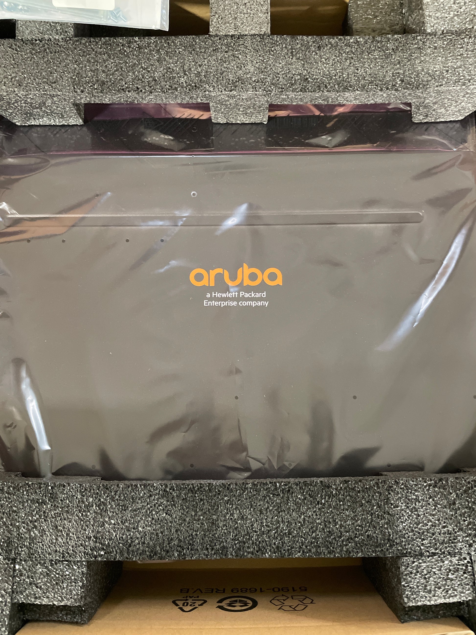 HPE-Aruba-3810M-48-port-10-Gigabit-PoE--Switch