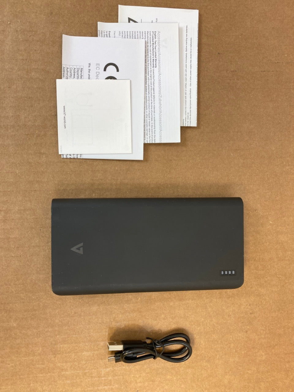 V7-Dual-USB-Powerbank--20000mAh-
