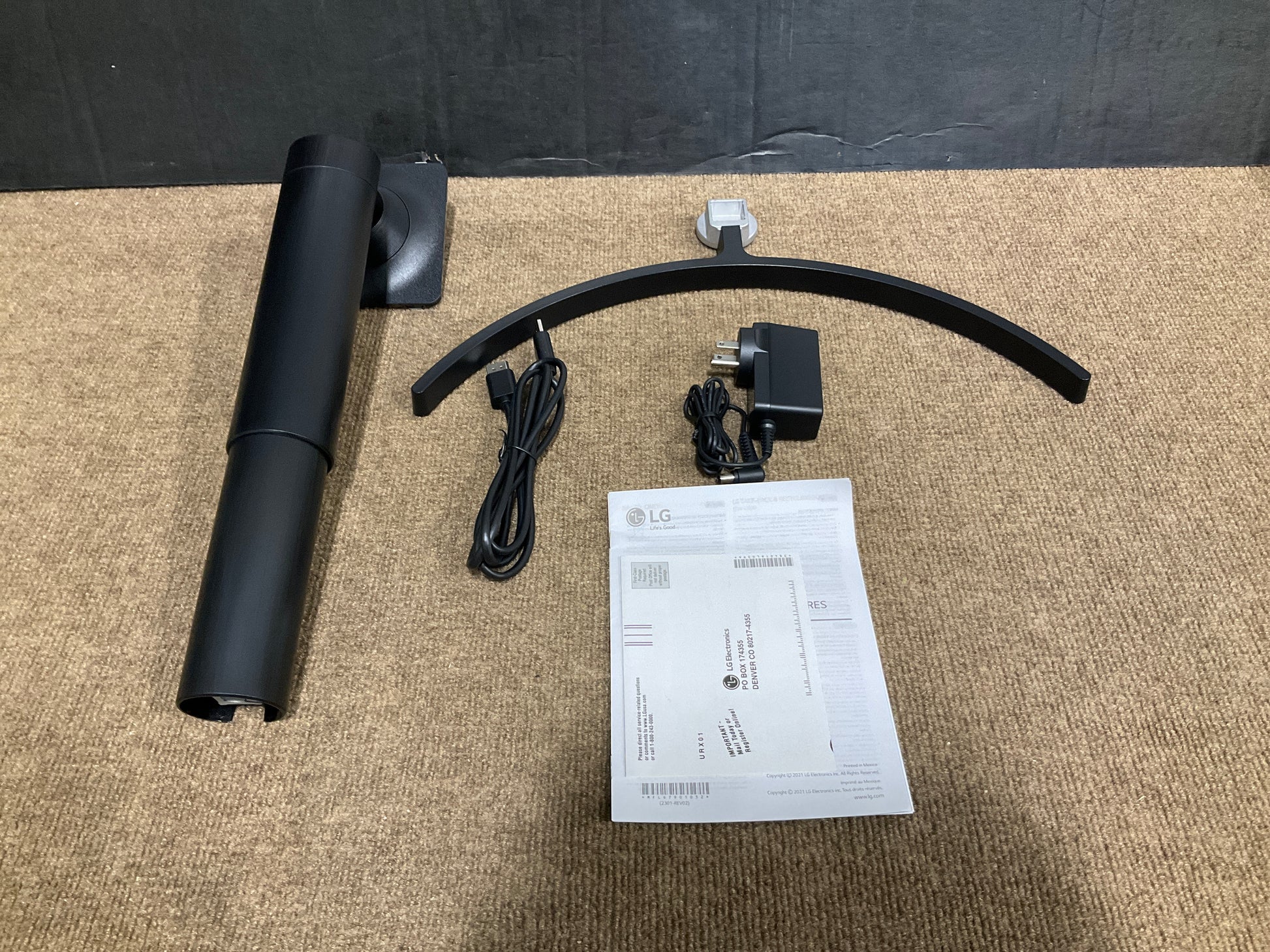 LG-34--Curved-LED-LCD-Monitor--WFHD-