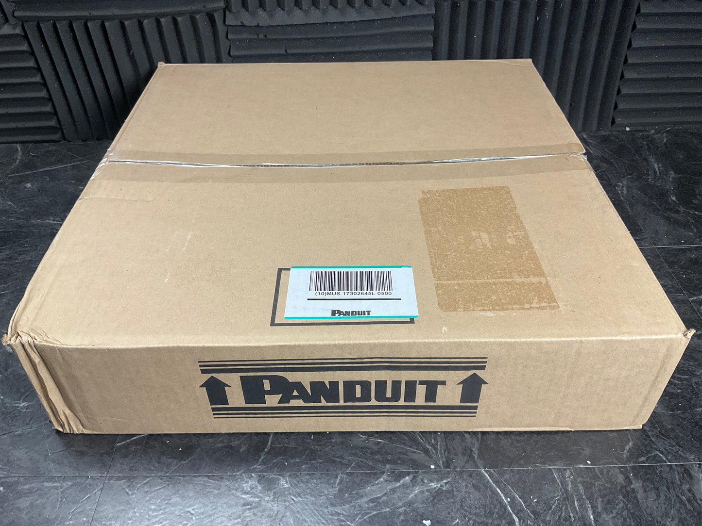 Panduit-FiberRunner-Cable-Raceway-Right-Angle-Fitting--yellow-