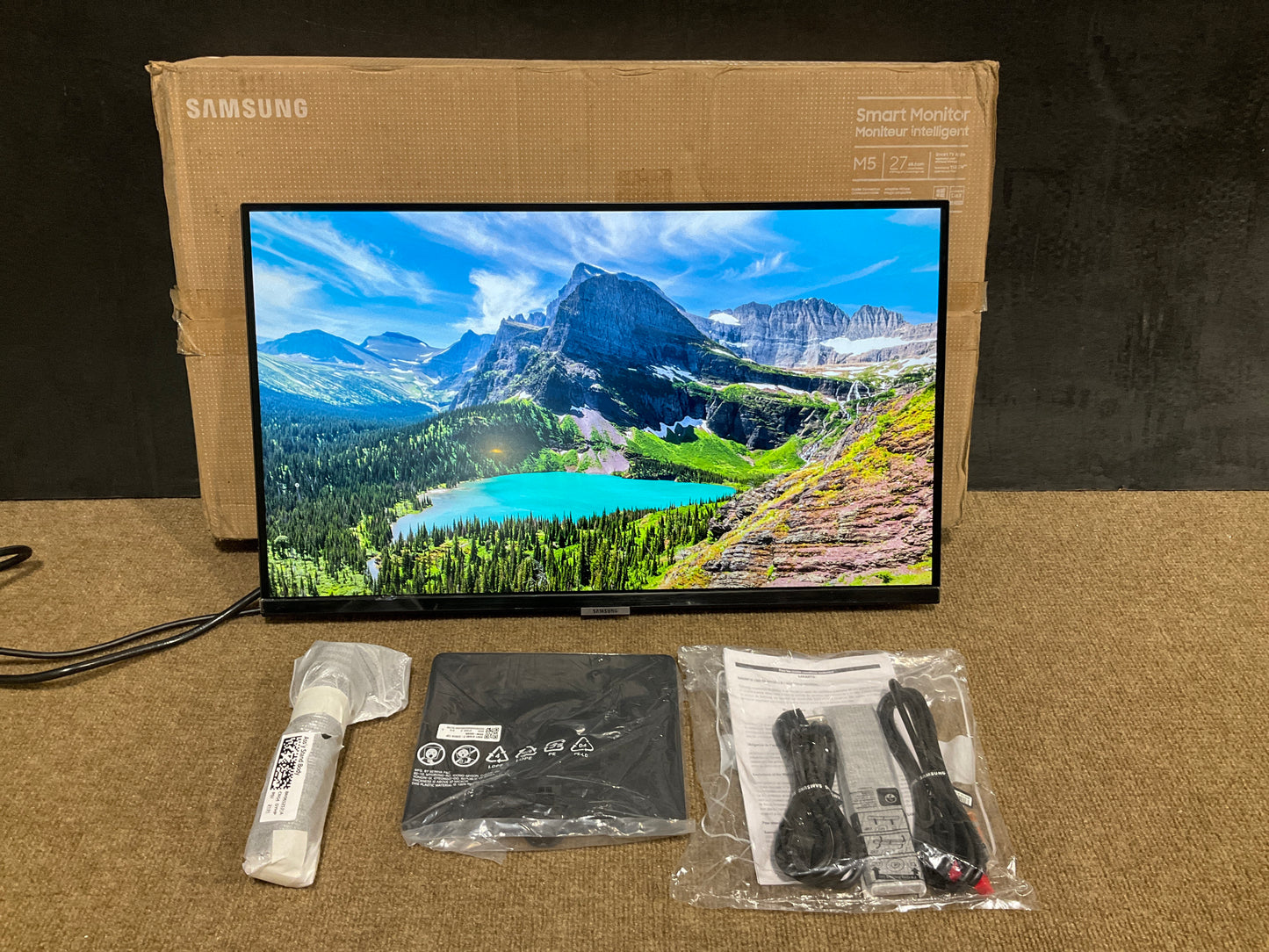 Samsung-M5-27--LED-LCD-Display--1080p-