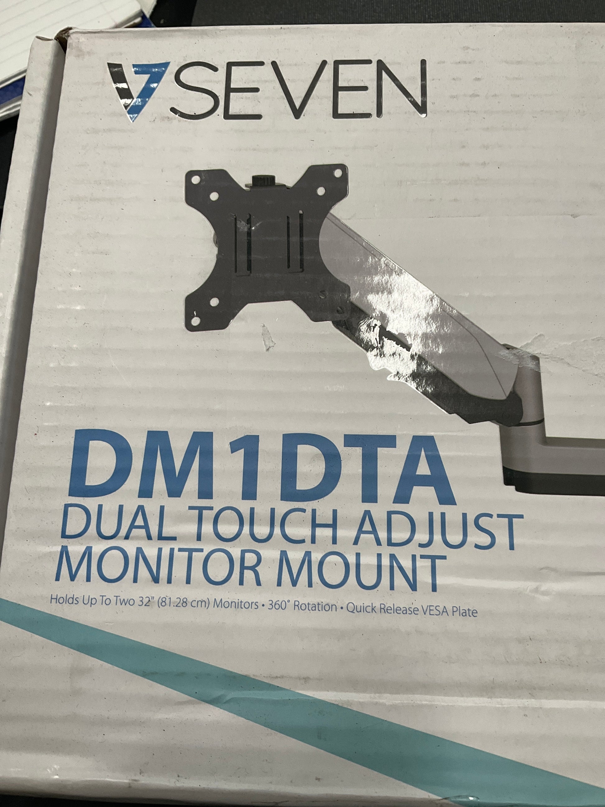 V7-Dual-Touch-Monitor-Desk-Mount