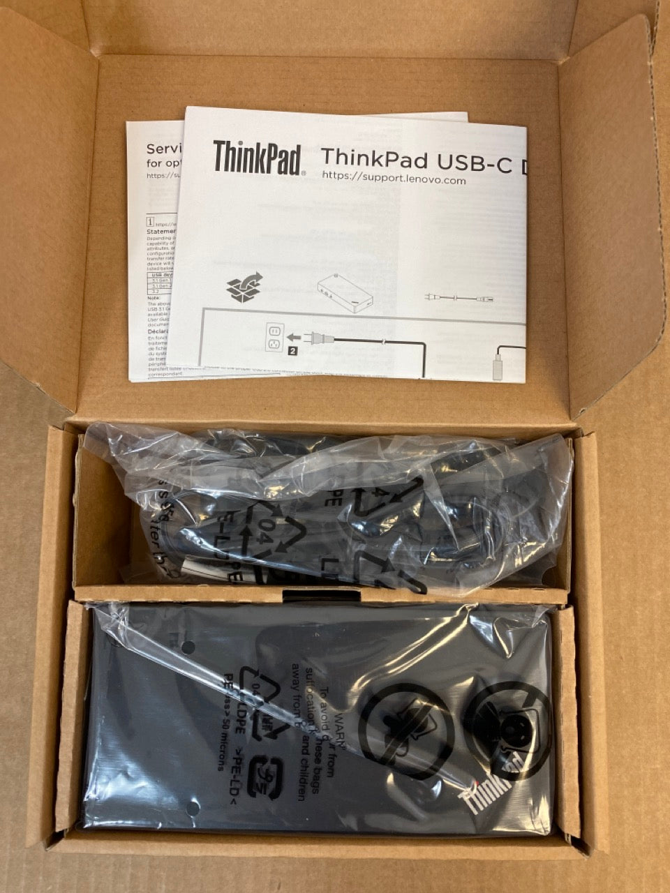 Lenovo-ThinkPad-USB-C-Dock--Gen2-