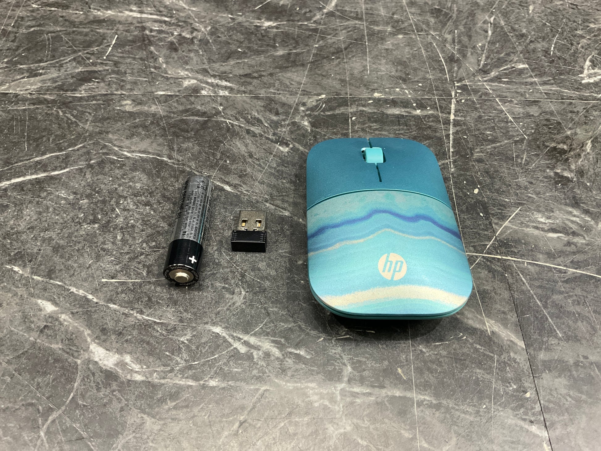 HP-Z3700-Wireless-Mouse--Underwater-Teal-