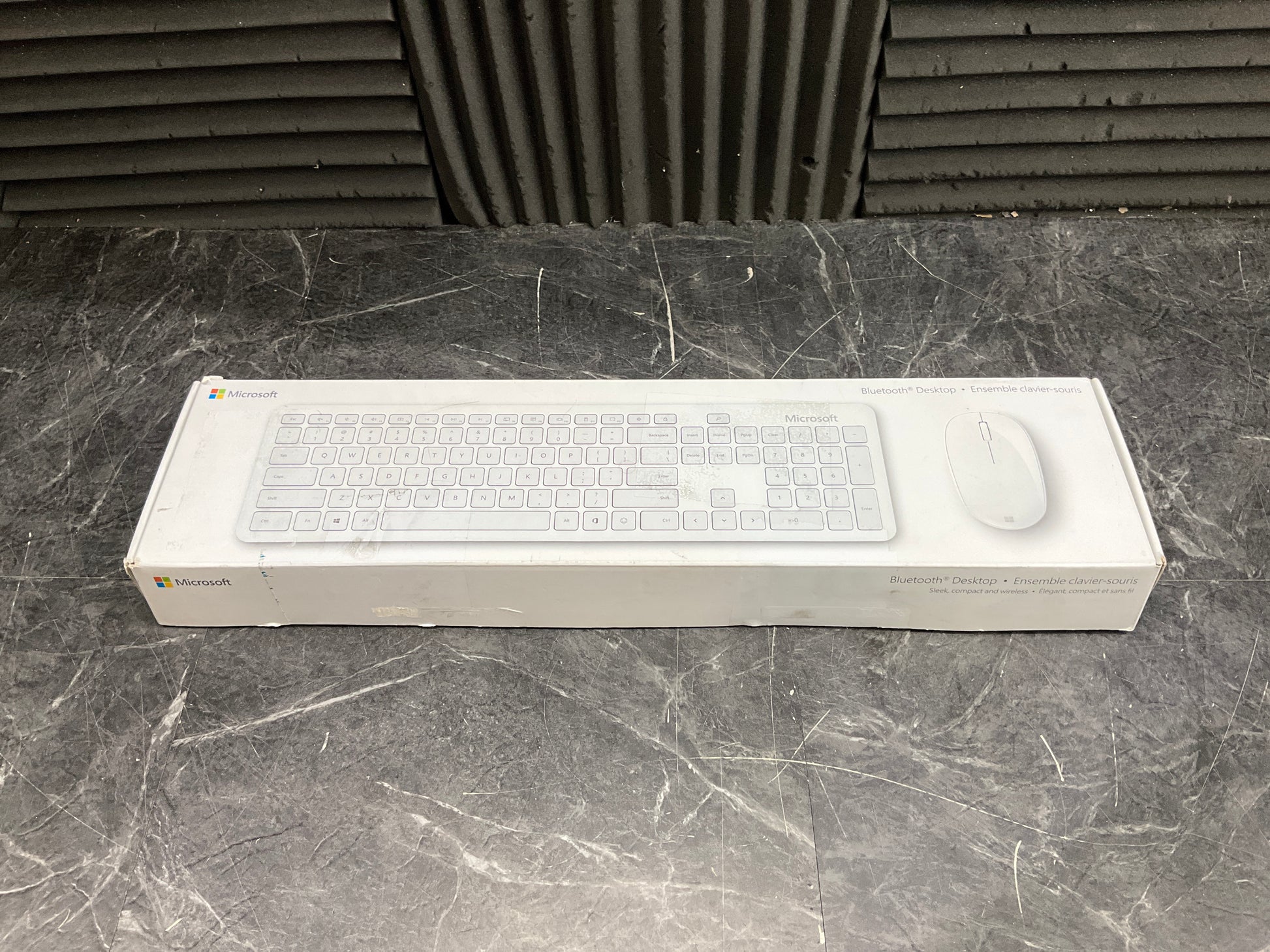 Microsoft-Bluetooth-Wireless-Keyboard-and-Mouse-Combo--Glacier-