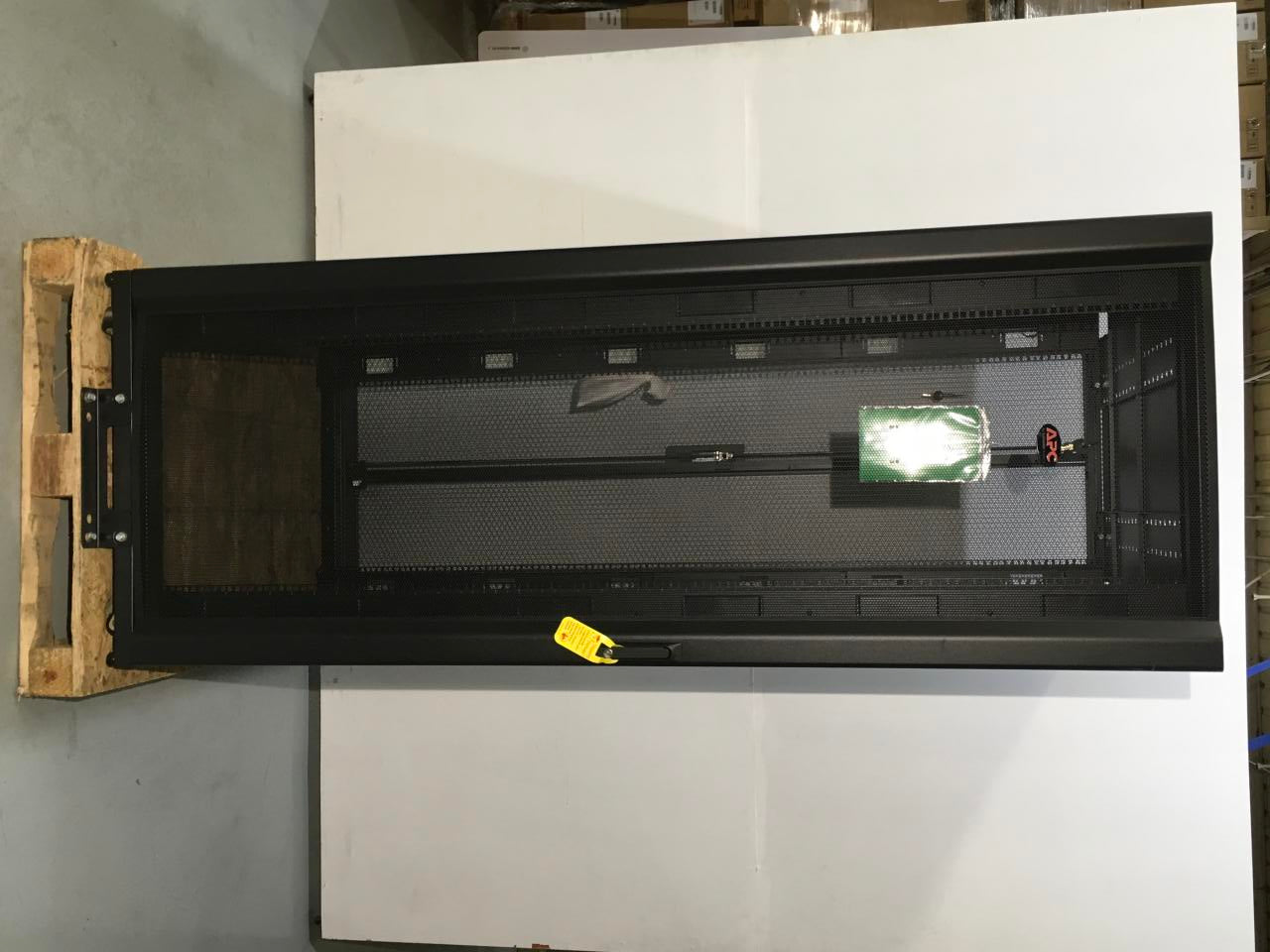 APC-NetShelter-SX-Rack-with-Side-Panels--42U-