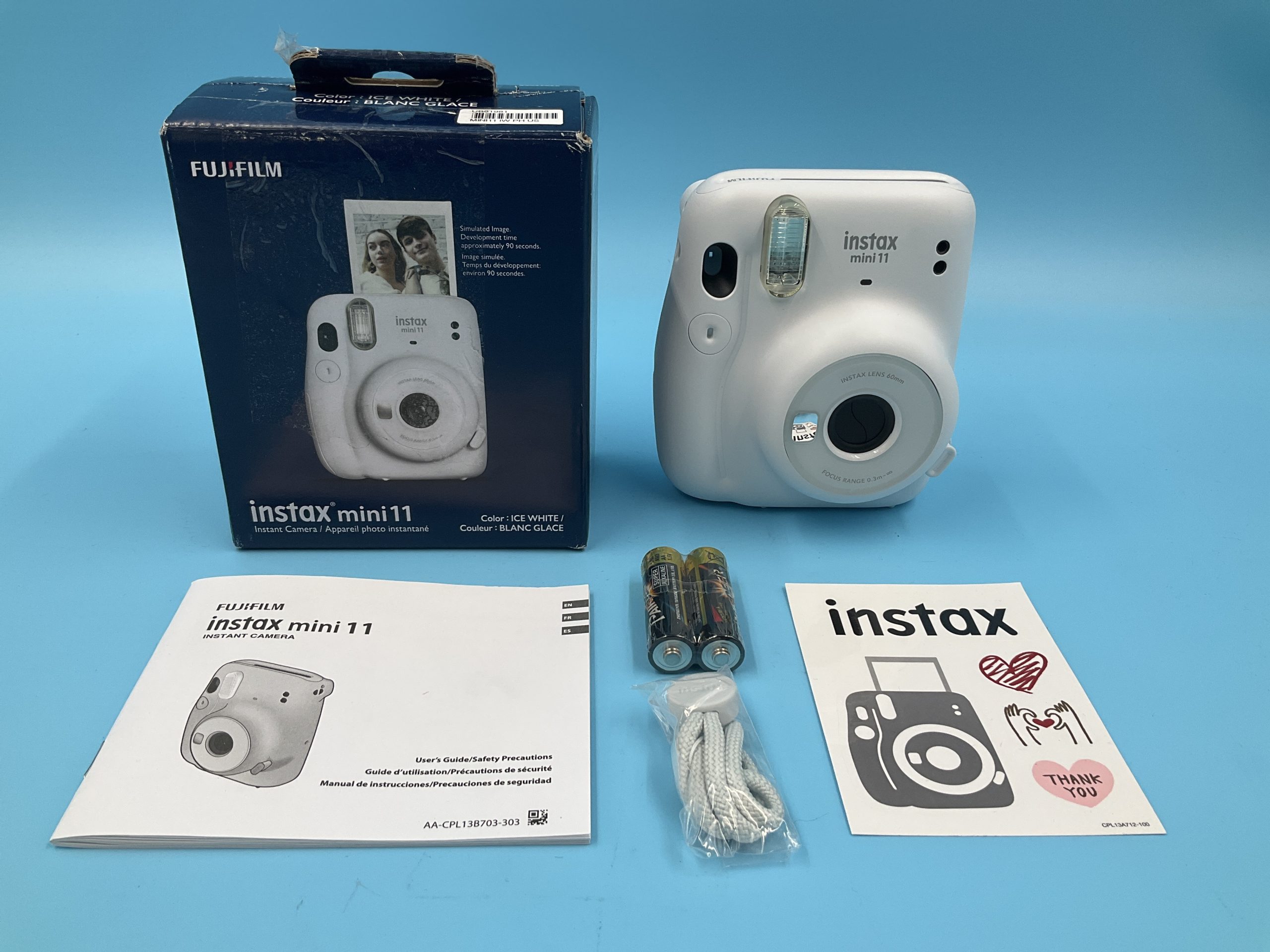 Fuji Instax Mini 11 Camera (ice white) – Electronics Outlet: Open